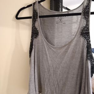 Guess crop top